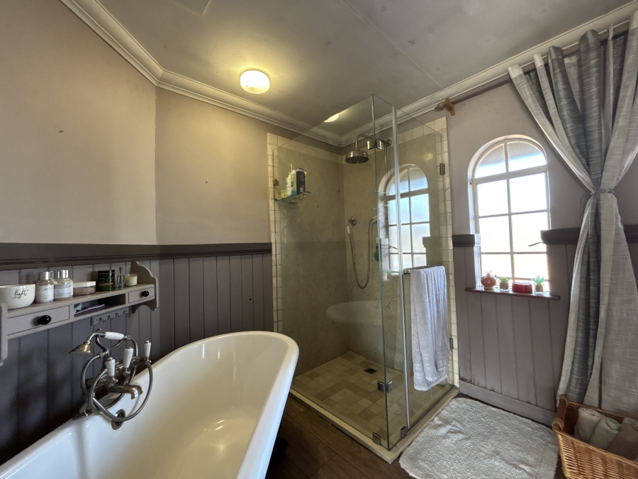 3 Bedroom Property for Sale in Morehill Gauteng