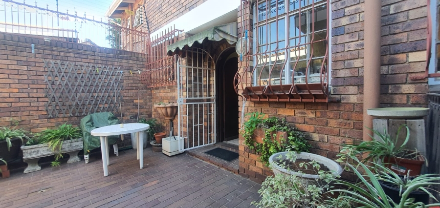 3 Bedroom Property for Sale in Lambton Gauteng
