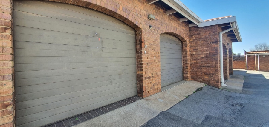 3 Bedroom Property for Sale in Lambton Gauteng