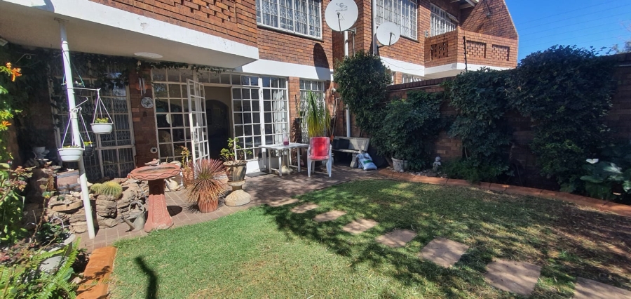 3 Bedroom Property for Sale in Lambton Gauteng