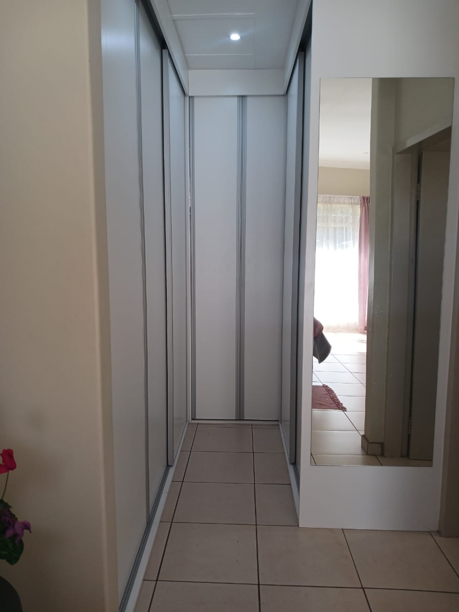 3 Bedroom Property for Sale in Greenhills Gauteng
