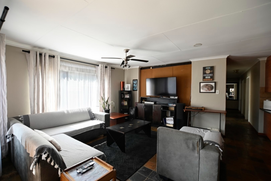 3 Bedroom Property for Sale in Montana Park Gauteng