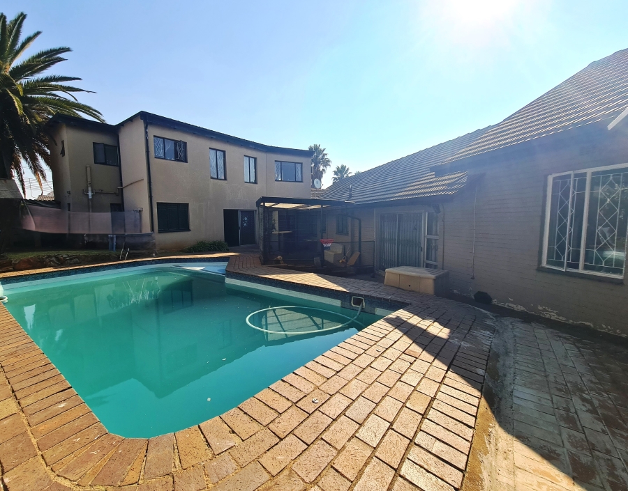 4 Bedroom Property for Sale in Croydon Gauteng