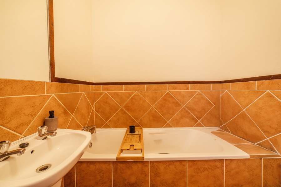To Let 2 Bedroom Property for Rent in Douglasdale Gauteng