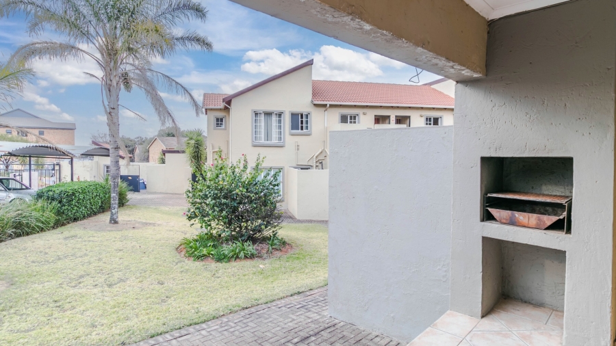 2 Bedroom Property for Sale in Northgate Gauteng
