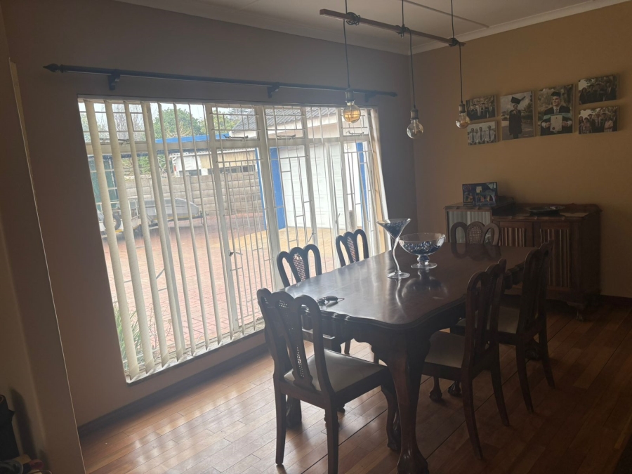 4 Bedroom Property for Sale in Vanderbijlpark SE 2 Gauteng