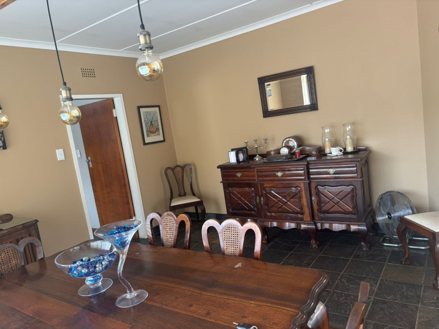 4 Bedroom Property for Sale in Vanderbijlpark SE 2 Gauteng