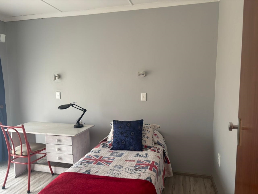 4 Bedroom Property for Sale in Vanderbijlpark SE 2 Gauteng