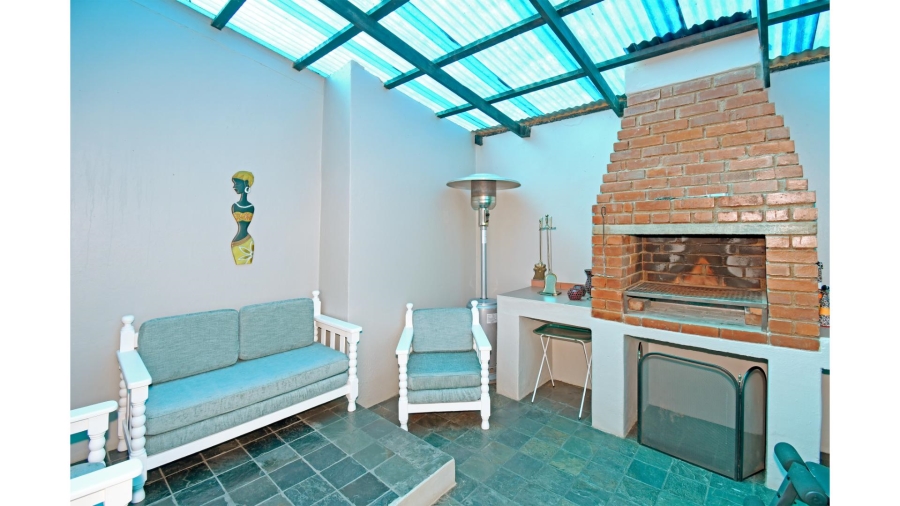 8 Bedroom Property for Sale in Gerardsville Gauteng