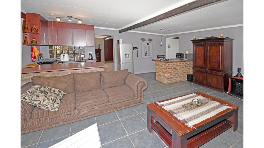 8 Bedroom Property for Sale in Gerardsville Gauteng