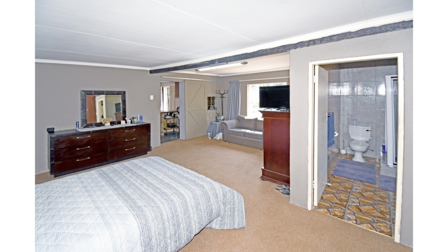 8 Bedroom Property for Sale in Gerardsville Gauteng