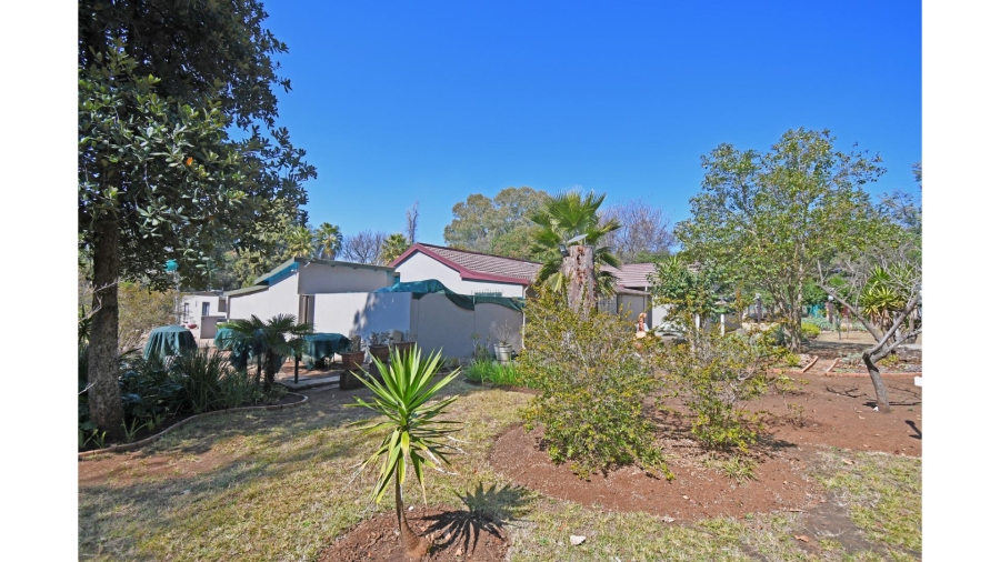 8 Bedroom Property for Sale in Gerardsville Gauteng