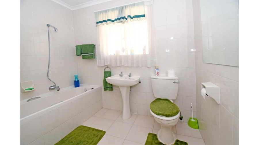 8 Bedroom Property for Sale in Gerardsville Gauteng