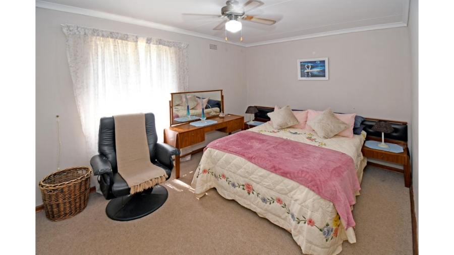 8 Bedroom Property for Sale in Gerardsville Gauteng
