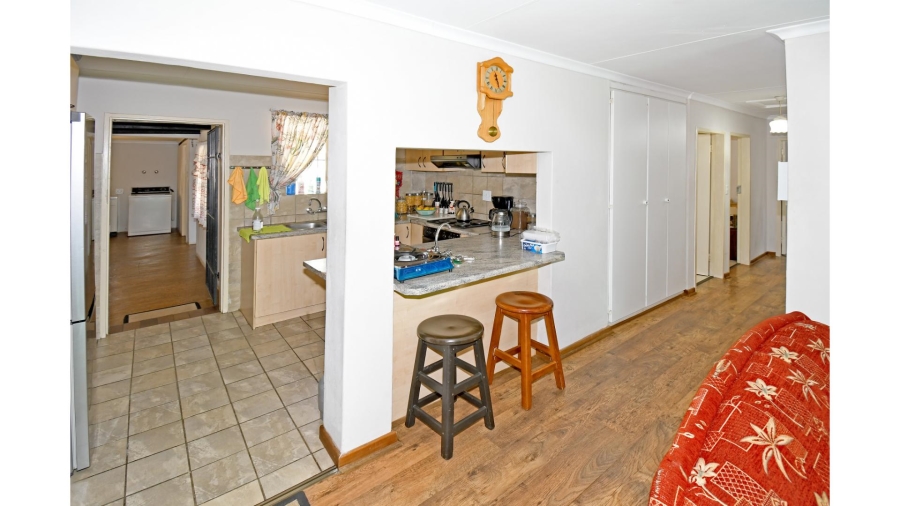 8 Bedroom Property for Sale in Gerardsville Gauteng
