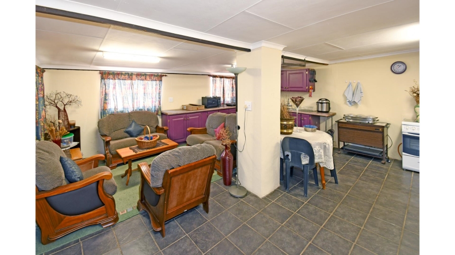 8 Bedroom Property for Sale in Gerardsville Gauteng