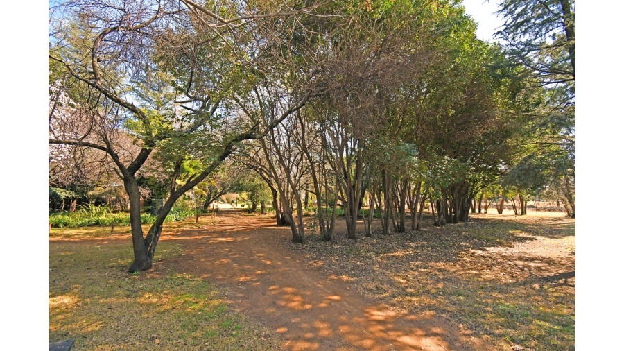 8 Bedroom Property for Sale in Gerardsville Gauteng