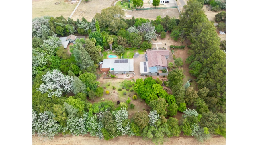 8 Bedroom Property for Sale in Gerardsville Gauteng