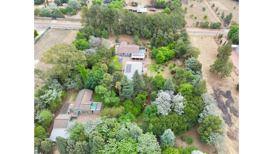 8 Bedroom Property for Sale in Gerardsville Gauteng