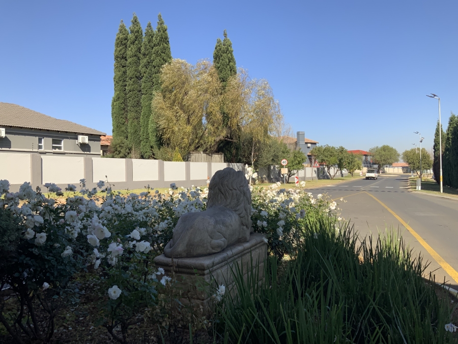 2 Bedroom Property for Sale in Parkrand Gauteng