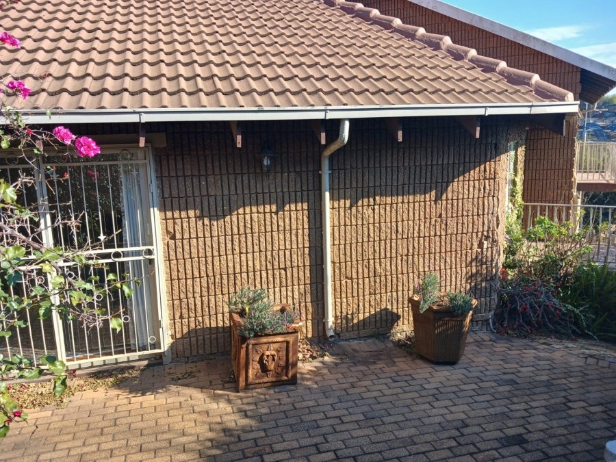 3 Bedroom Property for Sale in Florida North Gauteng