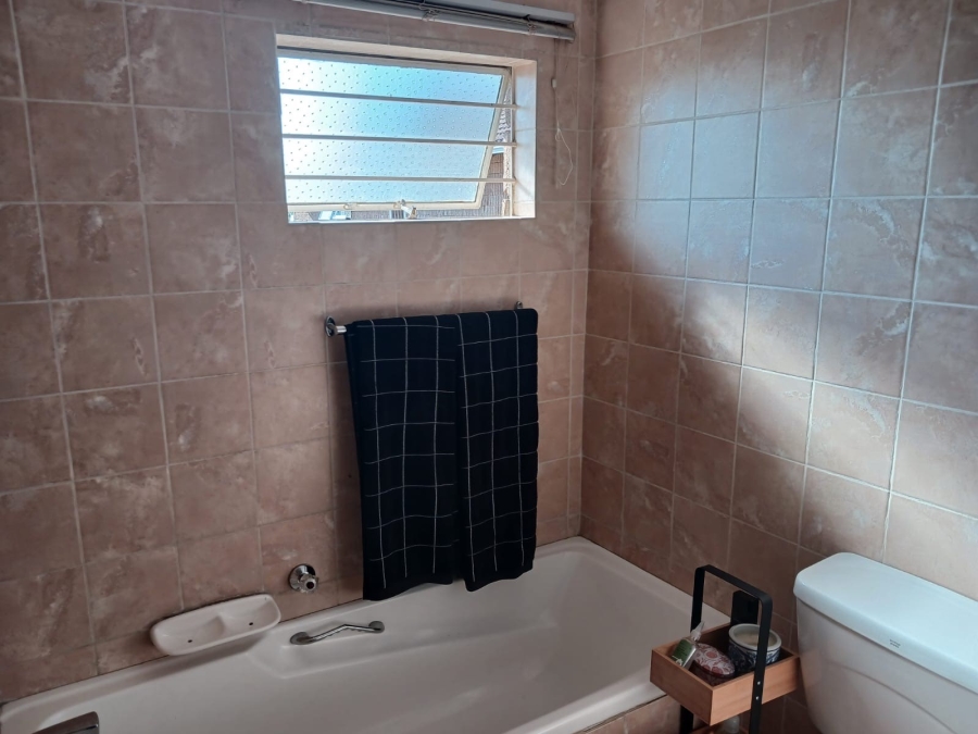3 Bedroom Property for Sale in Florida North Gauteng