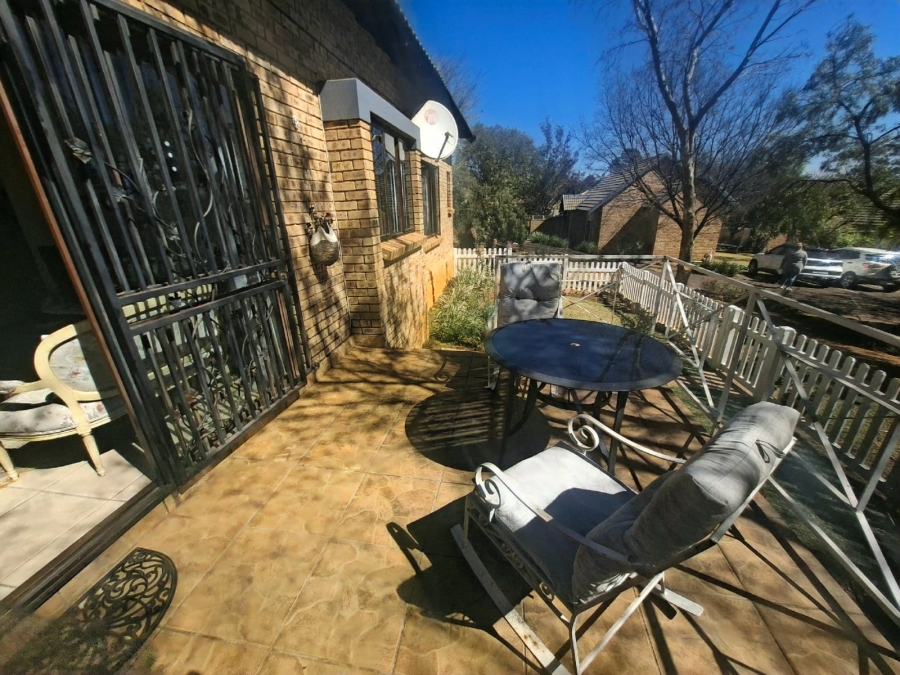3 Bedroom Property for Sale in Noordheuwel Gauteng