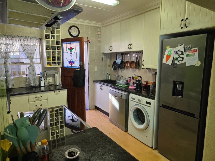 3 Bedroom Property for Sale in Bedford Gardens Gauteng