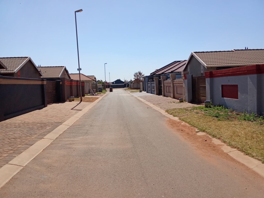 2 Bedroom Property for Sale in Sky City Gauteng