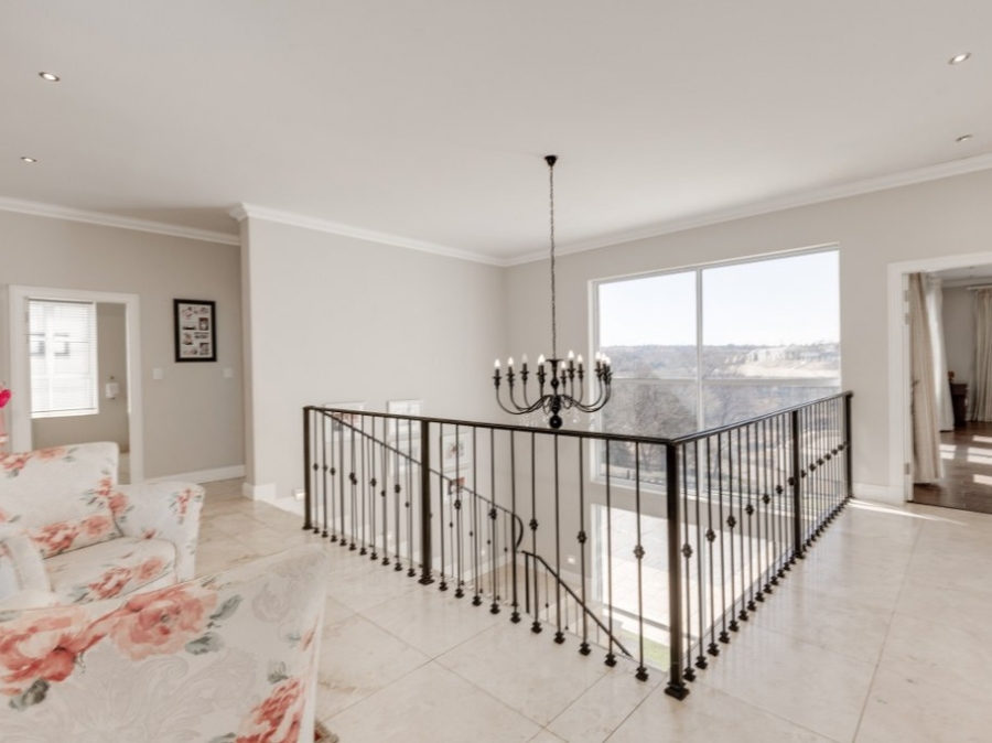 To Let 5 Bedroom Property for Rent in Helderfontein Estate Gauteng
