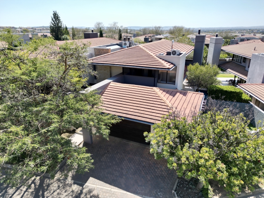 2 Bedroom Property for Sale in Lombardy Estate Gauteng