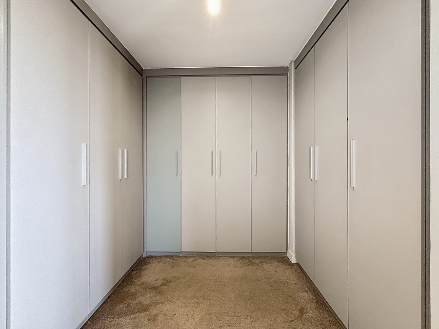 2 Bedroom Property for Sale in Lombardy Estate Gauteng
