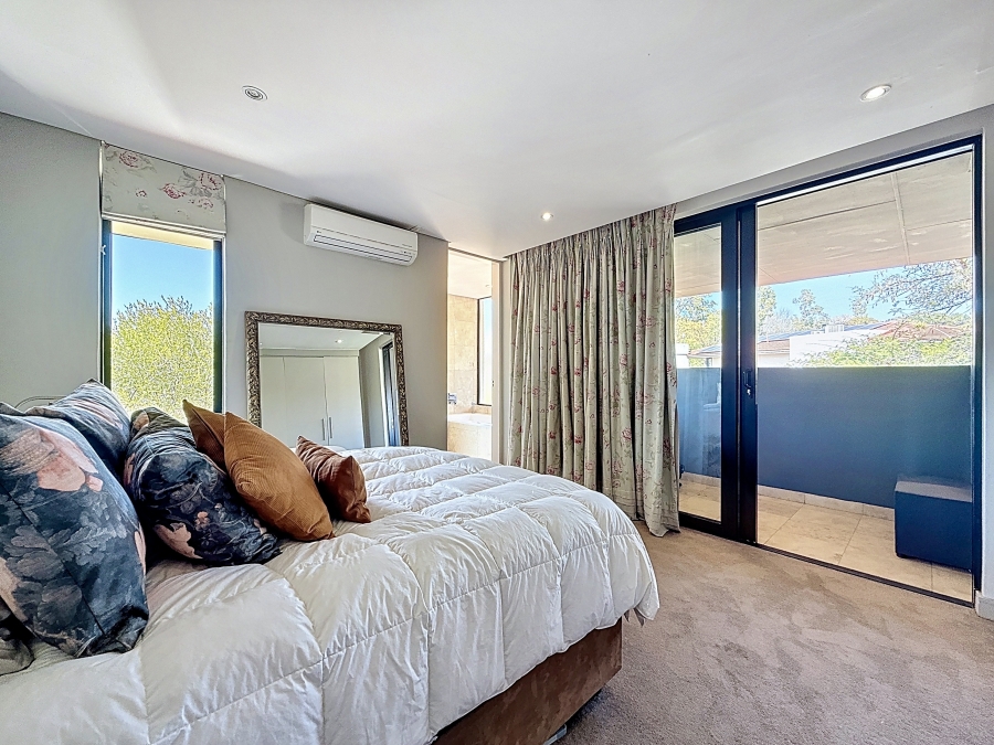2 Bedroom Property for Sale in Lombardy Estate Gauteng