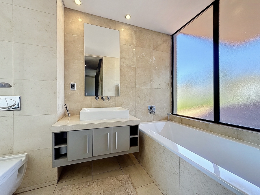 2 Bedroom Property for Sale in Lombardy Estate Gauteng