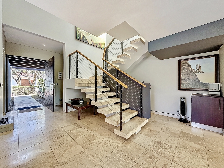 2 Bedroom Property for Sale in Lombardy Estate Gauteng
