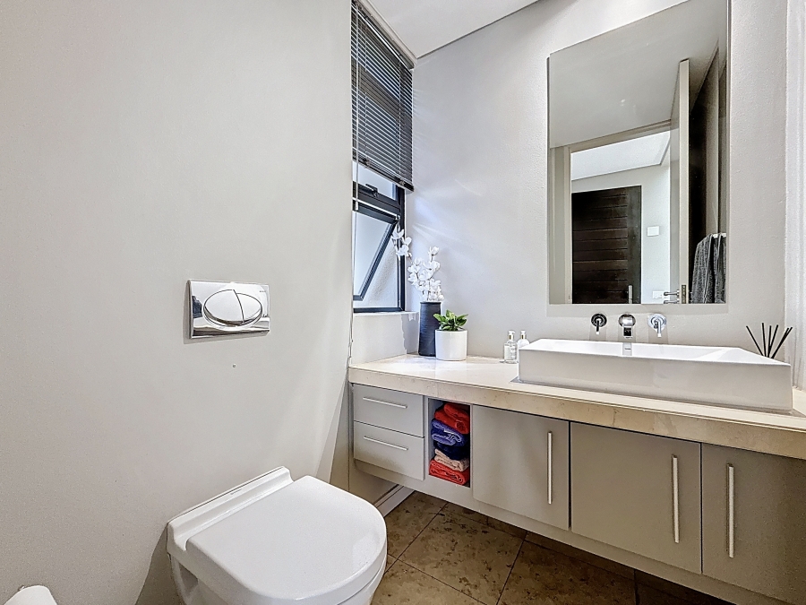 2 Bedroom Property for Sale in Lombardy Estate Gauteng