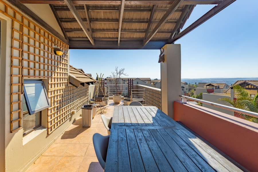 2 Bedroom Property for Sale in Lonehill Gauteng