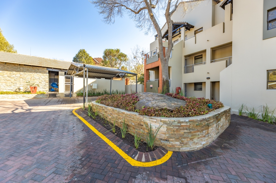 2 Bedroom Property for Sale in Lonehill Gauteng