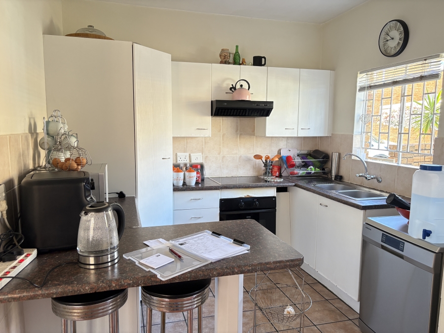 3 Bedroom Property for Sale in Honeydew Ridge Gauteng
