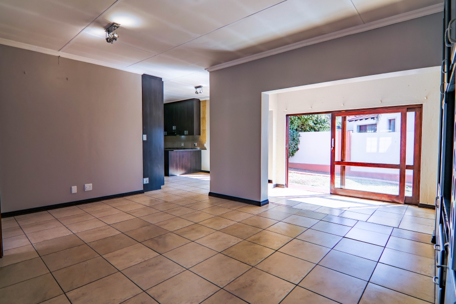 3 Bedroom Property for Sale in Thatchfield Estate Gauteng