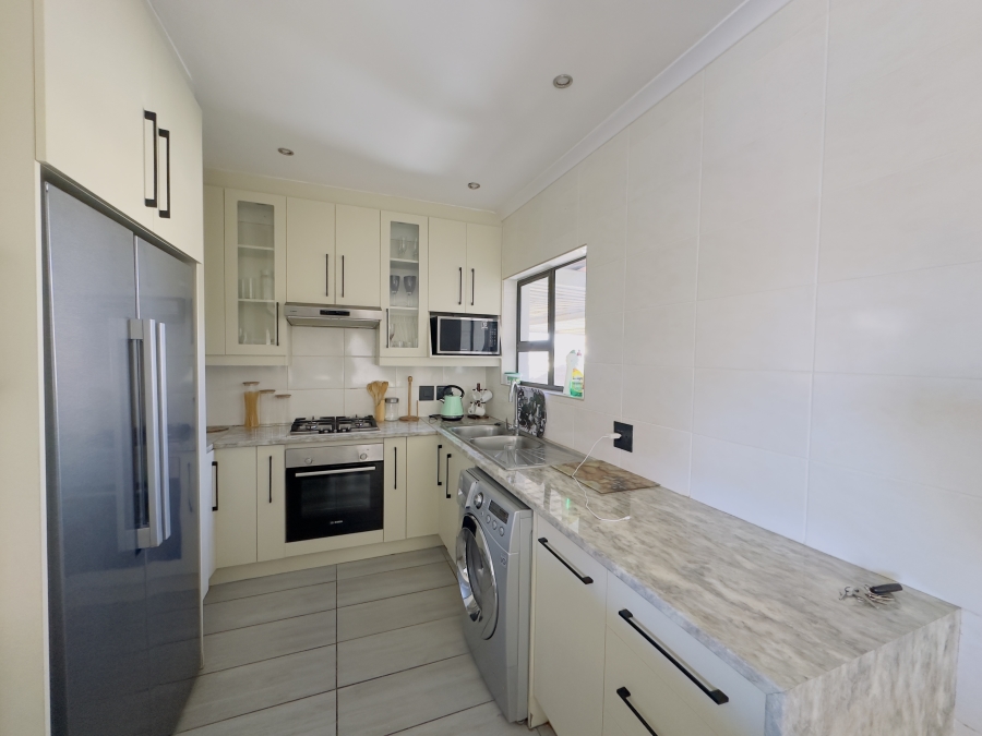 4 Bedroom Property for Sale in Verwoerdpark Gauteng