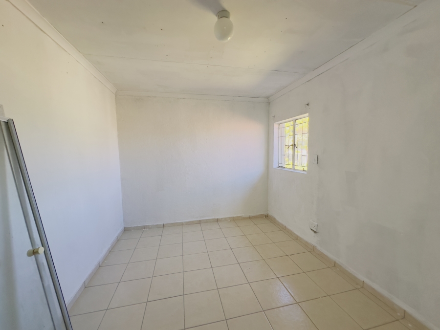 4 Bedroom Property for Sale in Verwoerdpark Gauteng