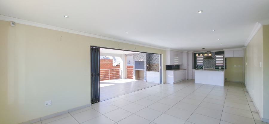 3 Bedroom Property for Sale in Olympus AH Gauteng