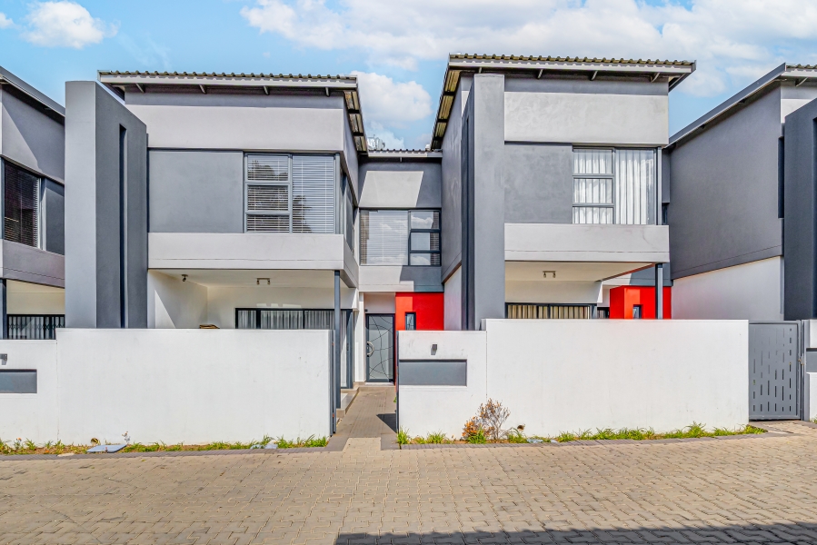 To Let 3 Bedroom Property for Rent in Edendale Gauteng