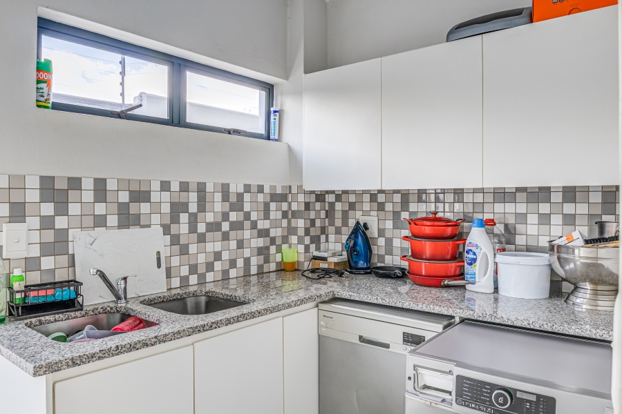 To Let 3 Bedroom Property for Rent in Edendale Gauteng