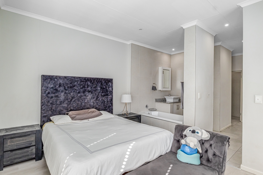 To Let 3 Bedroom Property for Rent in Edendale Gauteng
