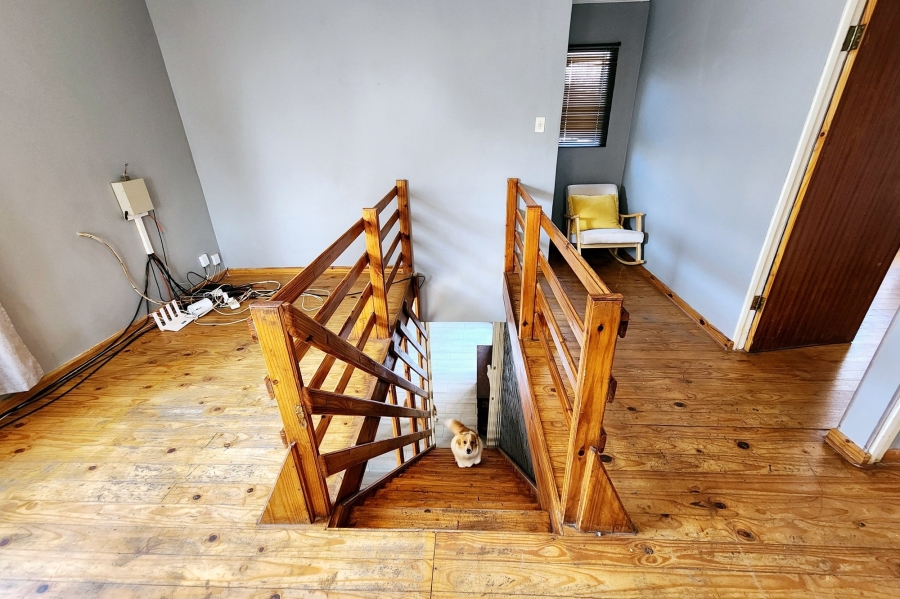 5 Bedroom Property for Sale in Pierre Van Ryneveld Gauteng