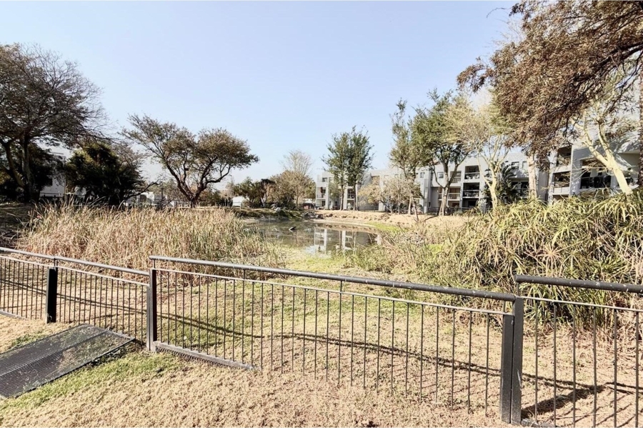 2 Bedroom Property for Sale in Magaliessig Gauteng