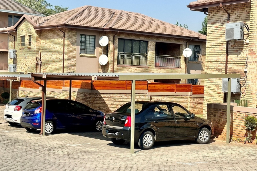 2 Bedroom Property for Sale in Ferndale Gauteng