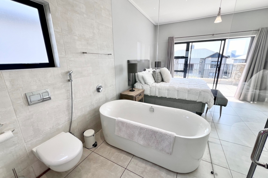 2 Bedroom Property for Sale in Waterfall Gauteng
